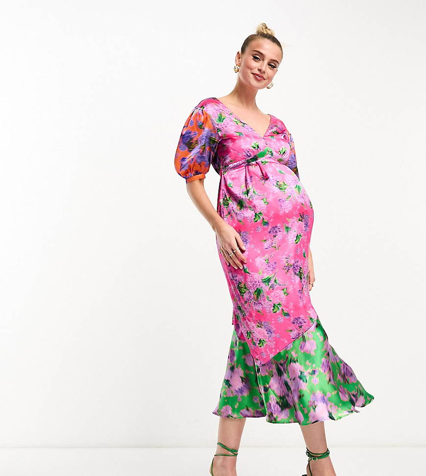 Hope & Ivy Maternity contrast print satin midi dress in pink-Multi