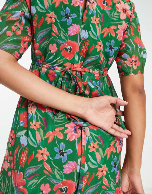 Hope & Ivy Maternity drop hem midi tea dress in green floral | ASOS