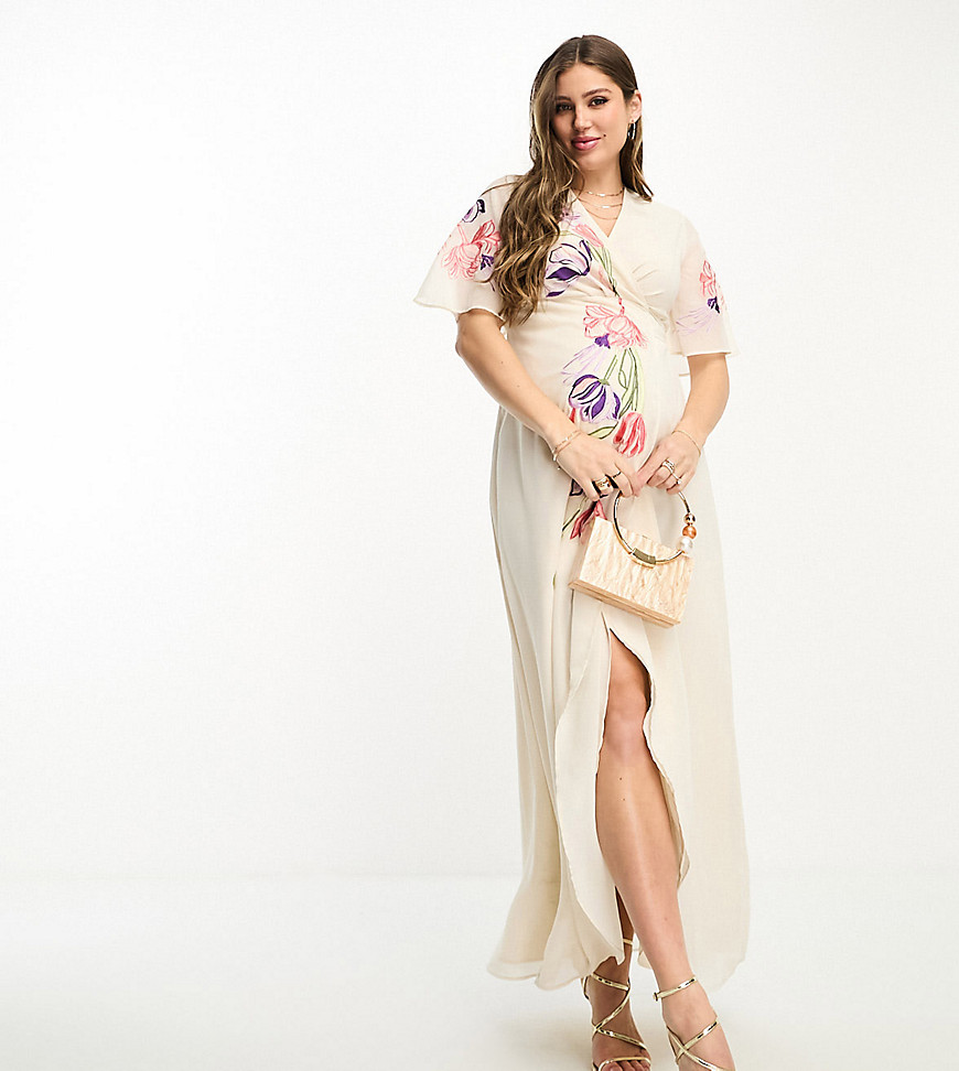 embroidered floral maxi dress in ivory-White
