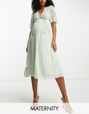 Hope & Ivy Maternity Hope & Ivy Maternity embroidered plunge flutter sleeve midi dress in sage-Green