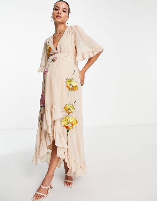 https://images.asos-media.com/products/hope-ivy-maternity-embroidered-wrap-maxi-dress-in-peach-floral/202819156-3?$n_640w$&wid=513&fit=constrain