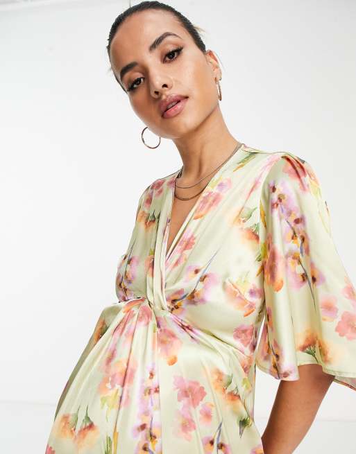 Hope & Ivy Maternity knot front midi dress in sage floral