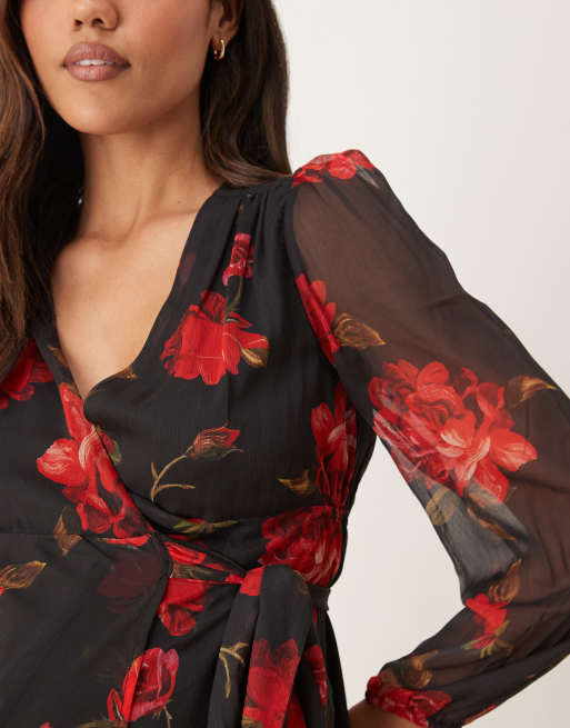 Hope & Ivy Maternity – Maxikleid in Schwarz mit rotem Blumenmuster und Wickeldesign vorne, Umstandsmode, 2 von 4