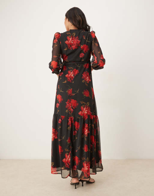 Hope & Ivy Maternity – Maxikleid in Schwarz mit rotem Blumenmuster und Wickeldesign vorne, Umstandsmode, 3 von 4