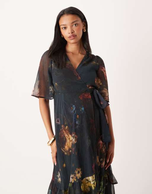 Hope & Ivy Maternity – Maxikleid mit dunkelgrünem Blumenmuster und Wickeldesign vorne, Umstandsmode, 3 von 4