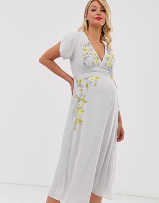 hope and ivy embroidered button front midi dress
