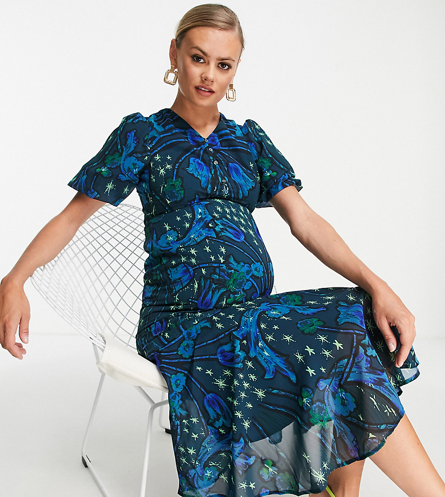 Hope & Ivy Maternity puff sleeve tea midi dress in cobalt star print-Blue