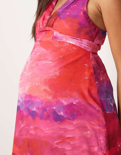 Hope & Ivy Maternity v-neck maxi dress with tie back in pink print, 2 of 4
