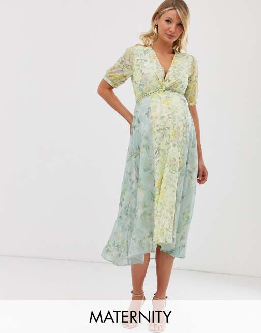 Hope & Ivy Maternity wrap front panelled midi skater dress in floral print