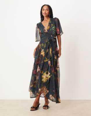 Hope & Ivy - Maxikleid mit dunkelgrünem Blumenmuster und Wickeldesign vorne-Bunt