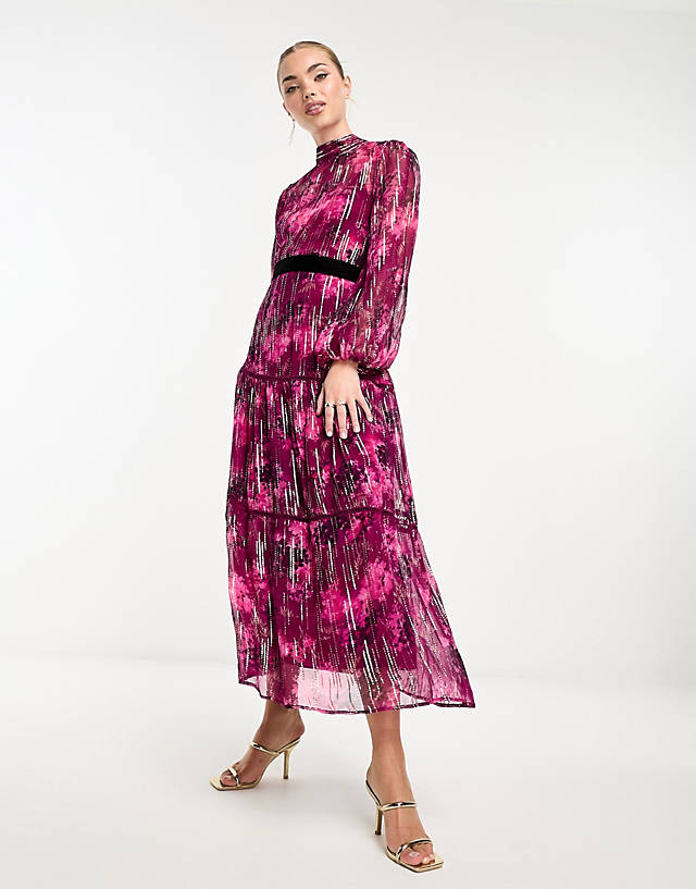 Hope & Ivy - midi dress with balloon sleeves in pink