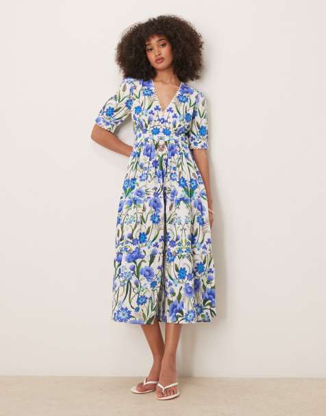 Hope & Ivy - Nette midi-jurk met pofmouwen en V-hals in wit met blauwe bloemenprint - view 1