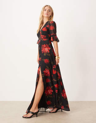 Hope & Ivy Petite Hope & Ivy Petite chiffon v neck button detail open back front split maxi dress in black and red floral