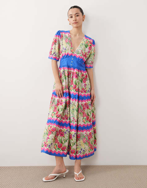 Hope & Ivy Petite cotton v-neck puff sleeve smock midi dress in pink and blue floral print - view 1