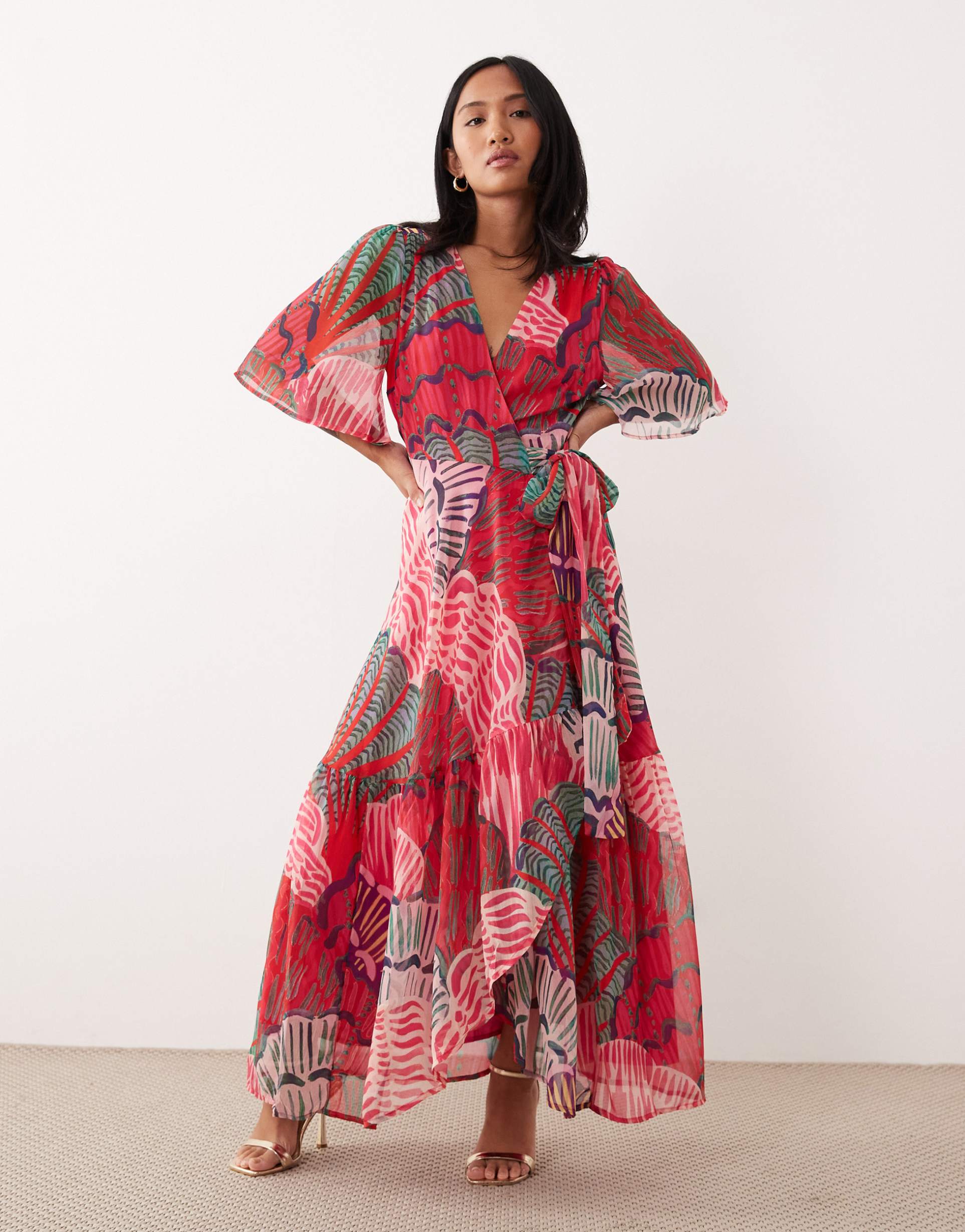 hope & ivy petite flutter sleeve maxi wrap dress in red shell print