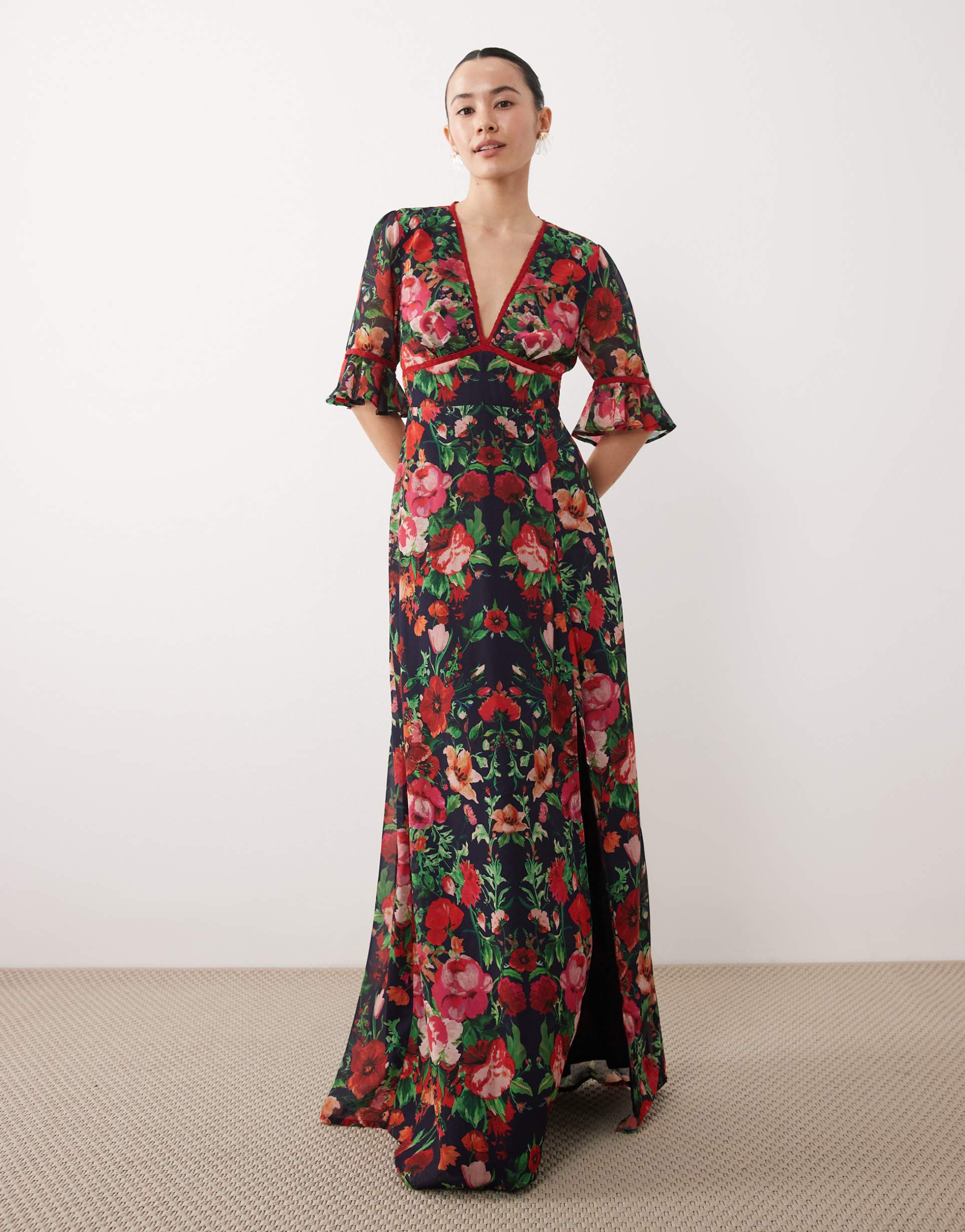 hope & ivy petite frill sleeve thigh slit open back maxi dress in red and navy print