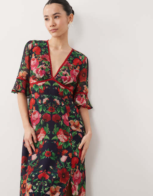 Hope & Ivy Petite frill sleeve thigh split open back maxi dress in red navy print, 2 of 4