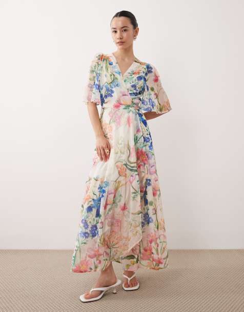 Hope & Ivy Petite – Maxi-Wickelkleid in Weiß mit Blumenmuster und Bindedetail - view 1