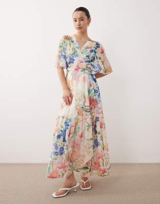 Hope & Ivy Petite - Maxi-Wickelkleid in Weiß mit Blumenmuster und Bindegürtel