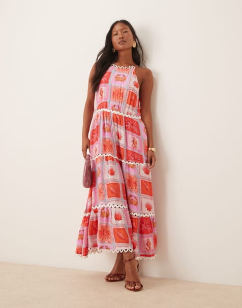 Hope & Ivy Petite rik rak high neck tiered maxi dress in pink beach print - view 1