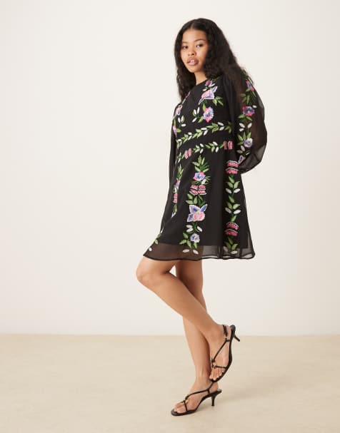 Hope & Ivy Petite - Robe courte brodée à col montant - Noir - view 1