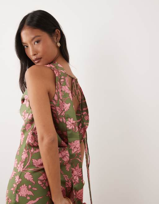 Hope & Ivy Petite - Robe mi-longue en satin à col bénitier et imprimé fleuri - Vert, 4 de 4