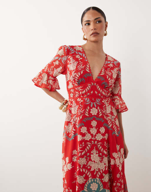 Hope & Ivy Petite v neck frill short sleeve split front maxi dress in red print, 2 of 4