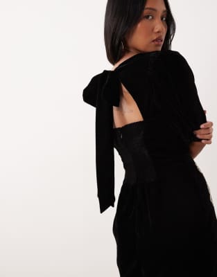 Hope & Ivy Petite Velvet Midi Dress With Embellished Bows In Black