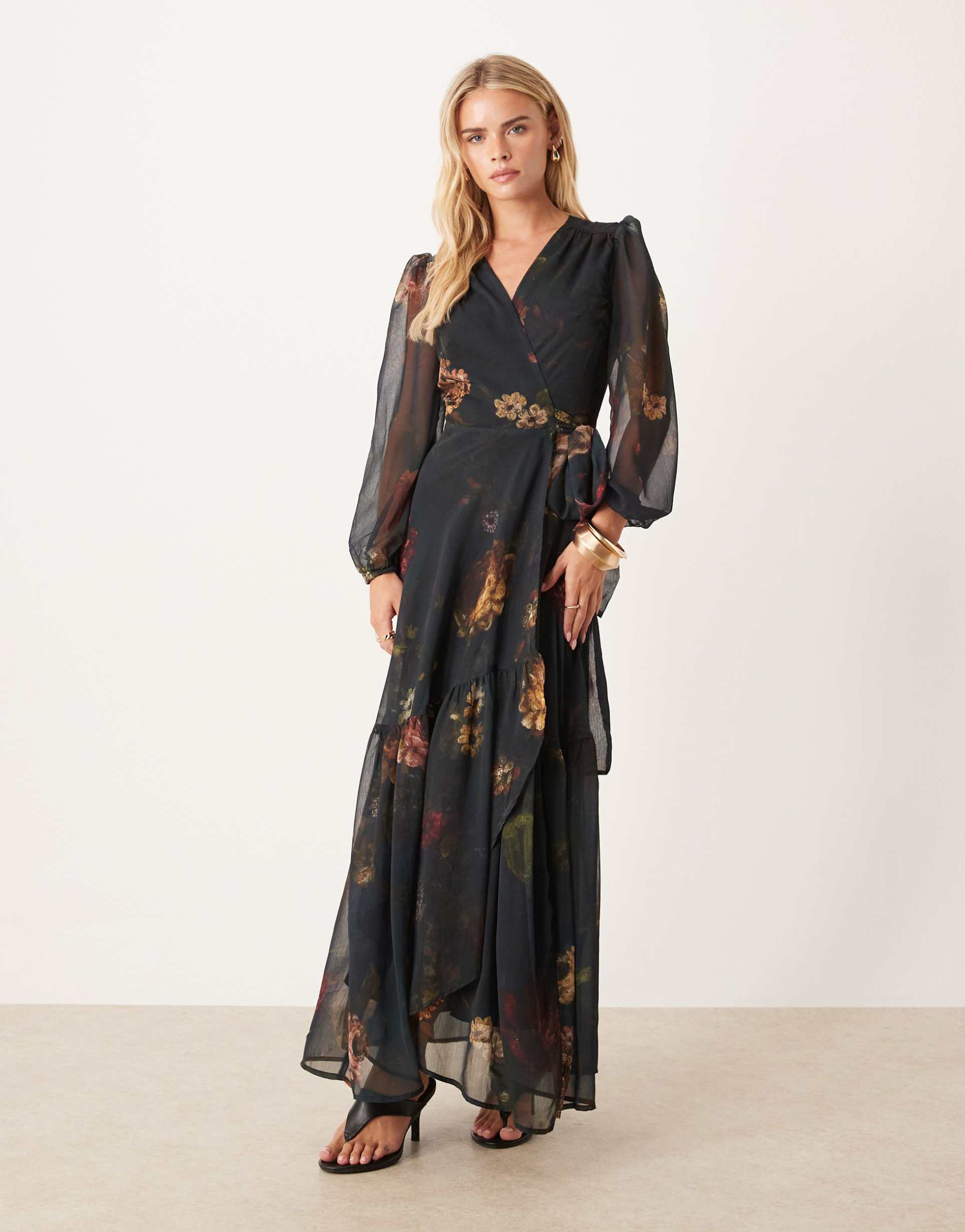 hope & ivy petite wrap front maxi dress in dark green floral