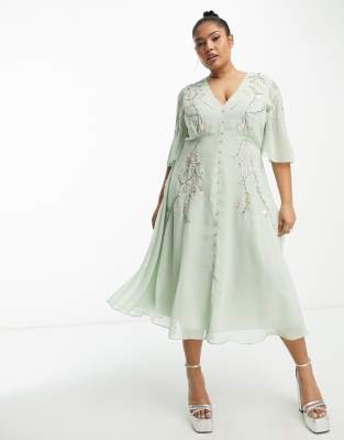 Hope & Ivy Plus Embroidered Plunge Flutter Sleeve Midi Dress In Sage-green