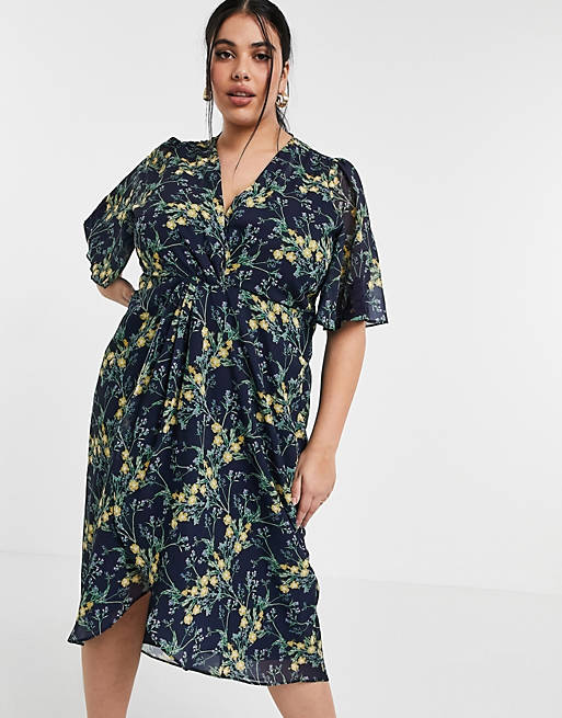Dresses Hope & Ivy Plus kimono knot front midi dress in navy floral 