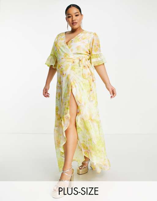 Hope & Ivy Plus – Maxi-Freizeitkleid im Wickeldesign mit Blumenmuster in Butterblumengelb