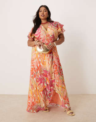 Hope & Ivy Plus - Maxi-Wickelkleid in Koralle mit Rüschenärmeln und goldenem Tupfenmuster-Orange