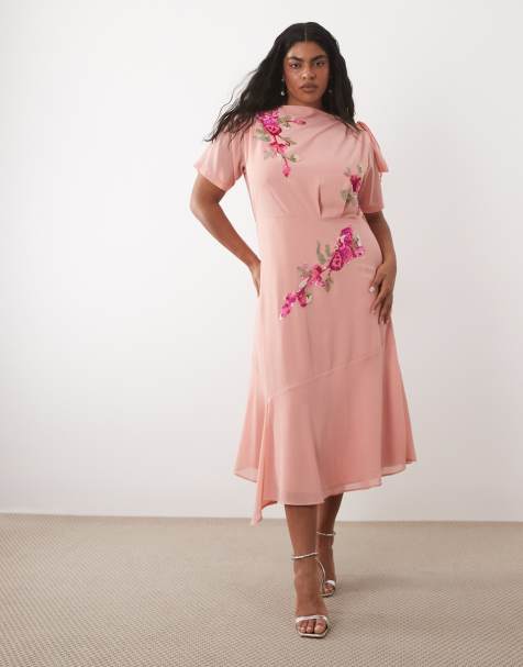 Hope & Ivy Plus Midikleid in Pink mit U-Boot-Ausschnitt, Bindeschultern und Stickerei - view 1