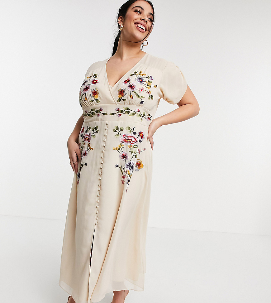 Hope & Ivy Plus plunge floral embroidered midi tea dress in ivory-White