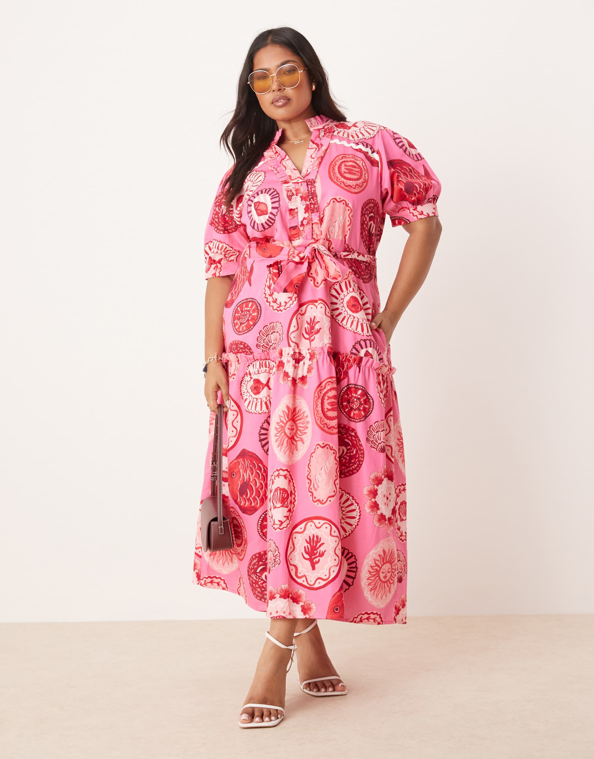 hope & ivy plus puff sleeve midi shirt dress in pink beach print