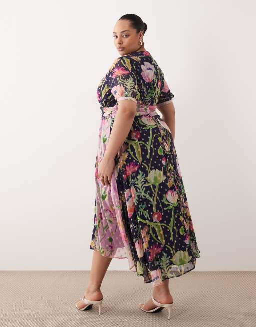 Hope & Ivy Plus - Robe cache-cœur mi-longue à fleurs avec effet moucheté doré - Bleu, 2 de 4