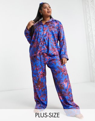 Hope & Ivy Plus satin pyjama and hair scrunchie set in cobalt blue floral