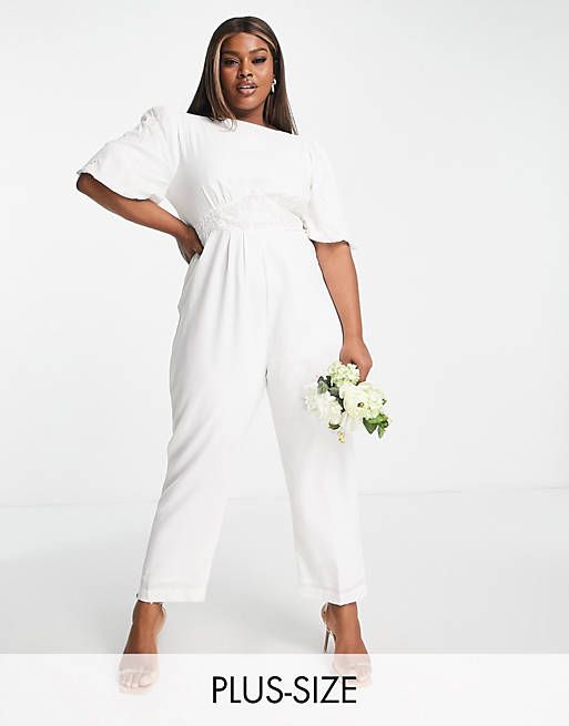 Hope & Ivy Plus - Tuta jumpsuit da sposa color avorio con maniche a sbuffo e fiocco sul retro