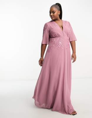 Hope & Ivy Plus - Verziertes Maxikleid in Mauve mit tiefem Ausschnitt-Rosa