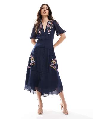 puff sleeve embroidered midi dress in navy-Multi