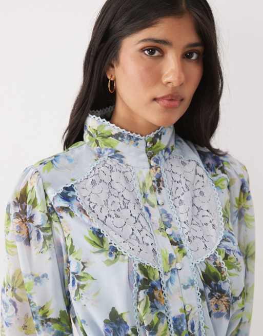 Hope & Ivy - Robe courte à fleurs en mousseline avec col montant, manches ballon et taille basse - Bleu clair, 3 de 4