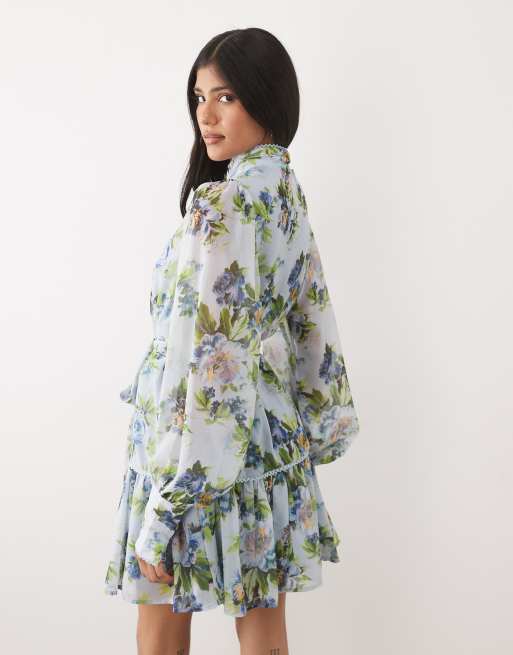 Hope & Ivy - Robe courte à fleurs en mousseline avec col montant, manches ballon et taille basse - Bleu clair, 4 de 4