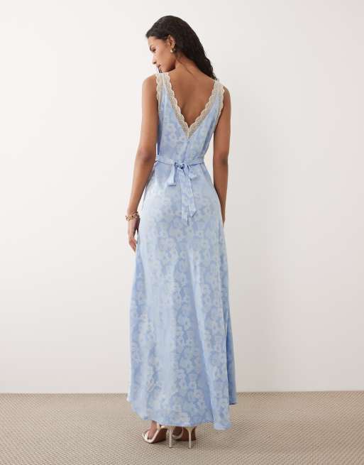 Hope & Ivy - Robe longue satinée à imprimé fleuri avec col V et bordures dentelle - Bleu, 4 de 4
