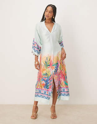 Hope & Ivy - Robe portefeuille mi-longue à manches kimono avec lien noué à la taille et imprimé paysage - Bleu