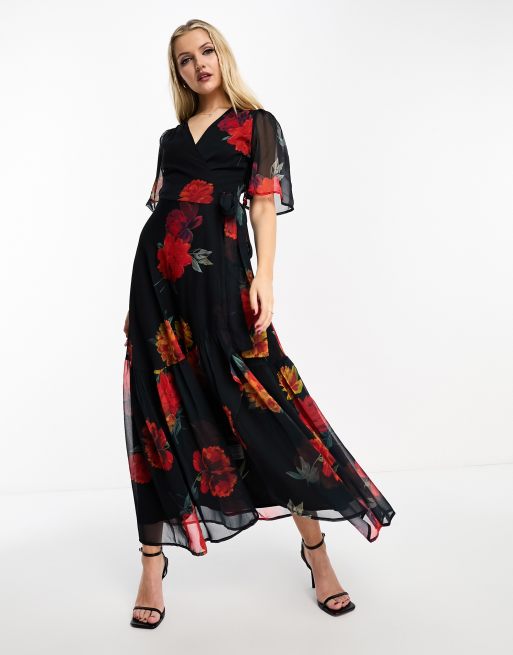 Hope & Ivy – Röd, blommig maxiklänning med omlottdesign och volang