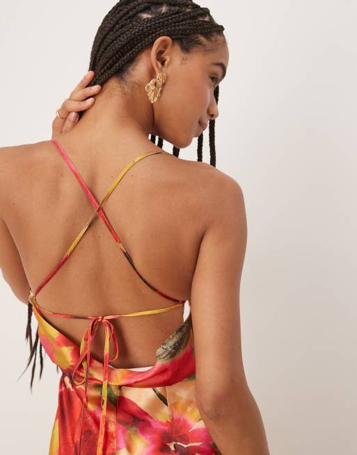 Hope & Ivy satin cross back cami maxi dress in yellow floral, 4 of 4