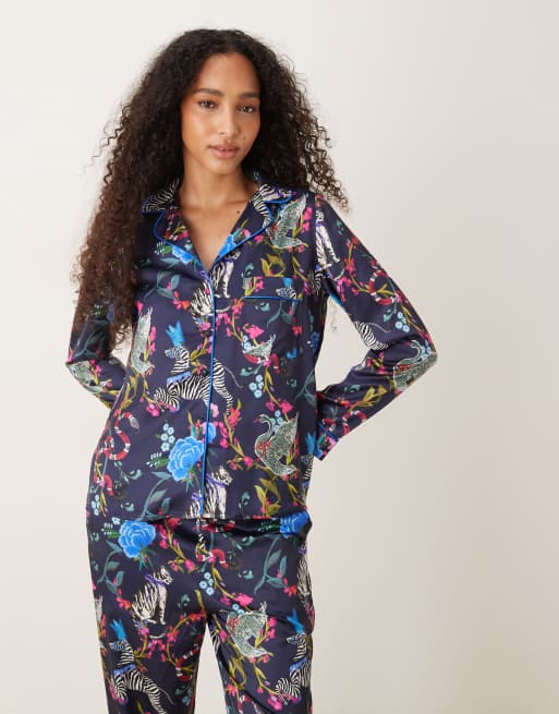 Hope & Ivy satin pajama top and pants set in blue zoo print