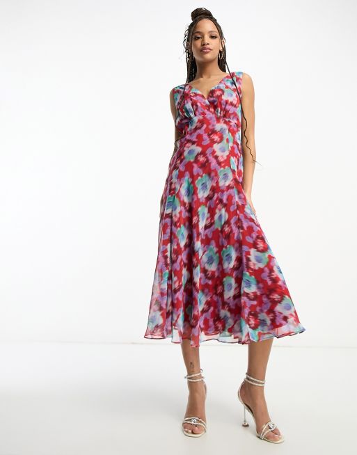 Hope & Ivy sleeveless midaxi dress in blurred red floral | ASOS