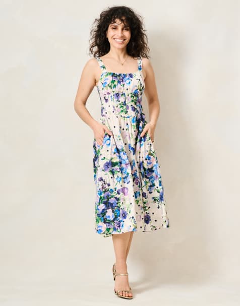 Hope & Ivy The bronagh petite strappy sun dress with full skirt in white and blue multi - view 1